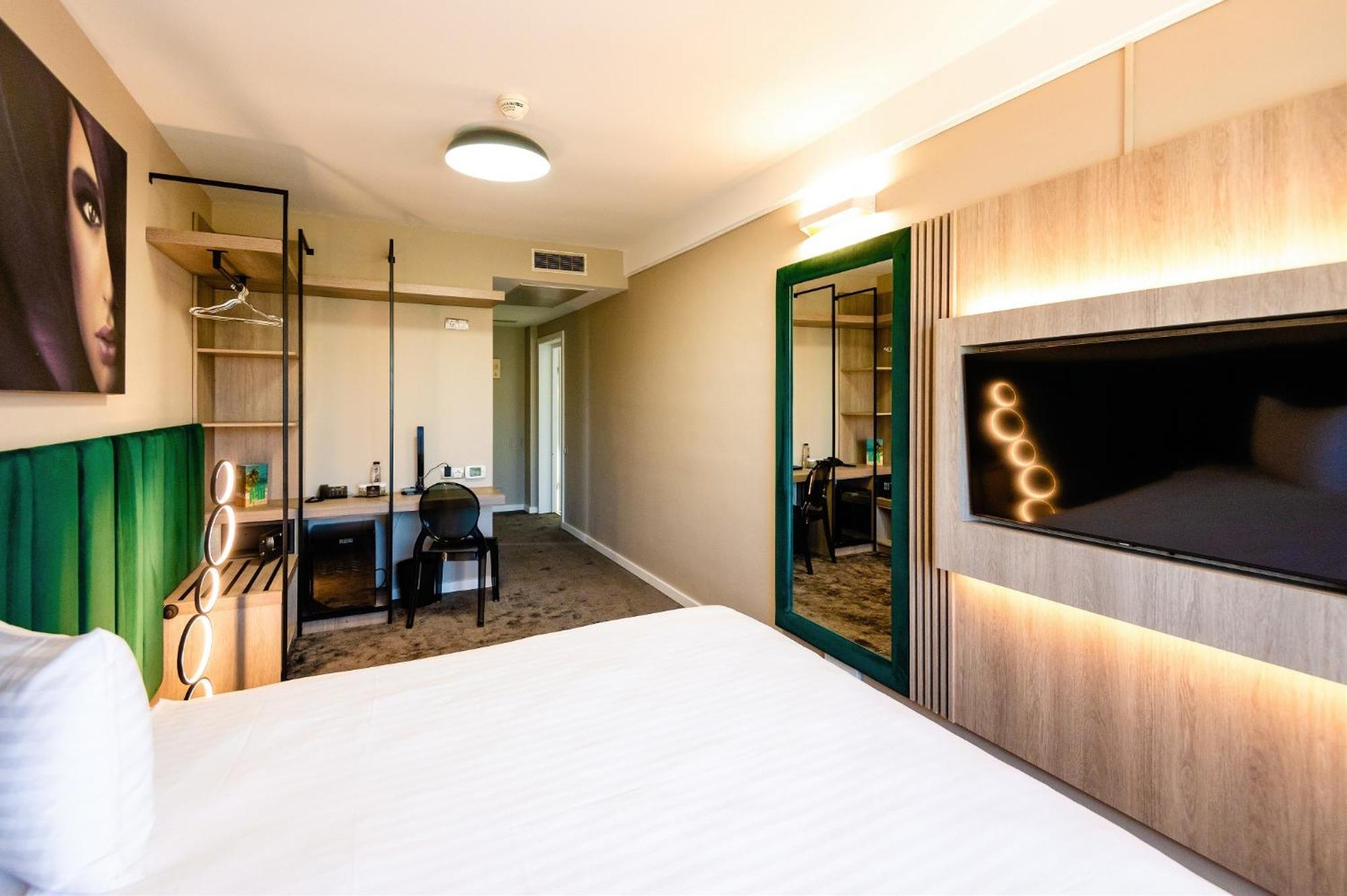 Business Hotel Conference Center & Spa Târgu-Mureş Zewnętrze zdjęcie