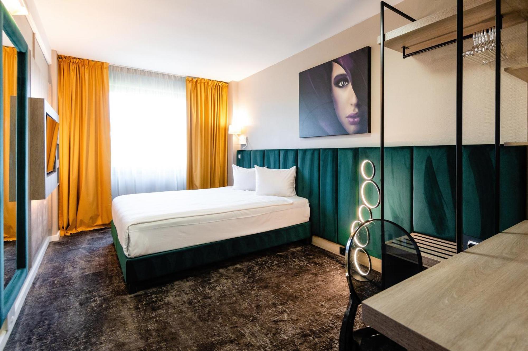 Business Hotel Conference Center & Spa Târgu-Mureş Zewnętrze zdjęcie