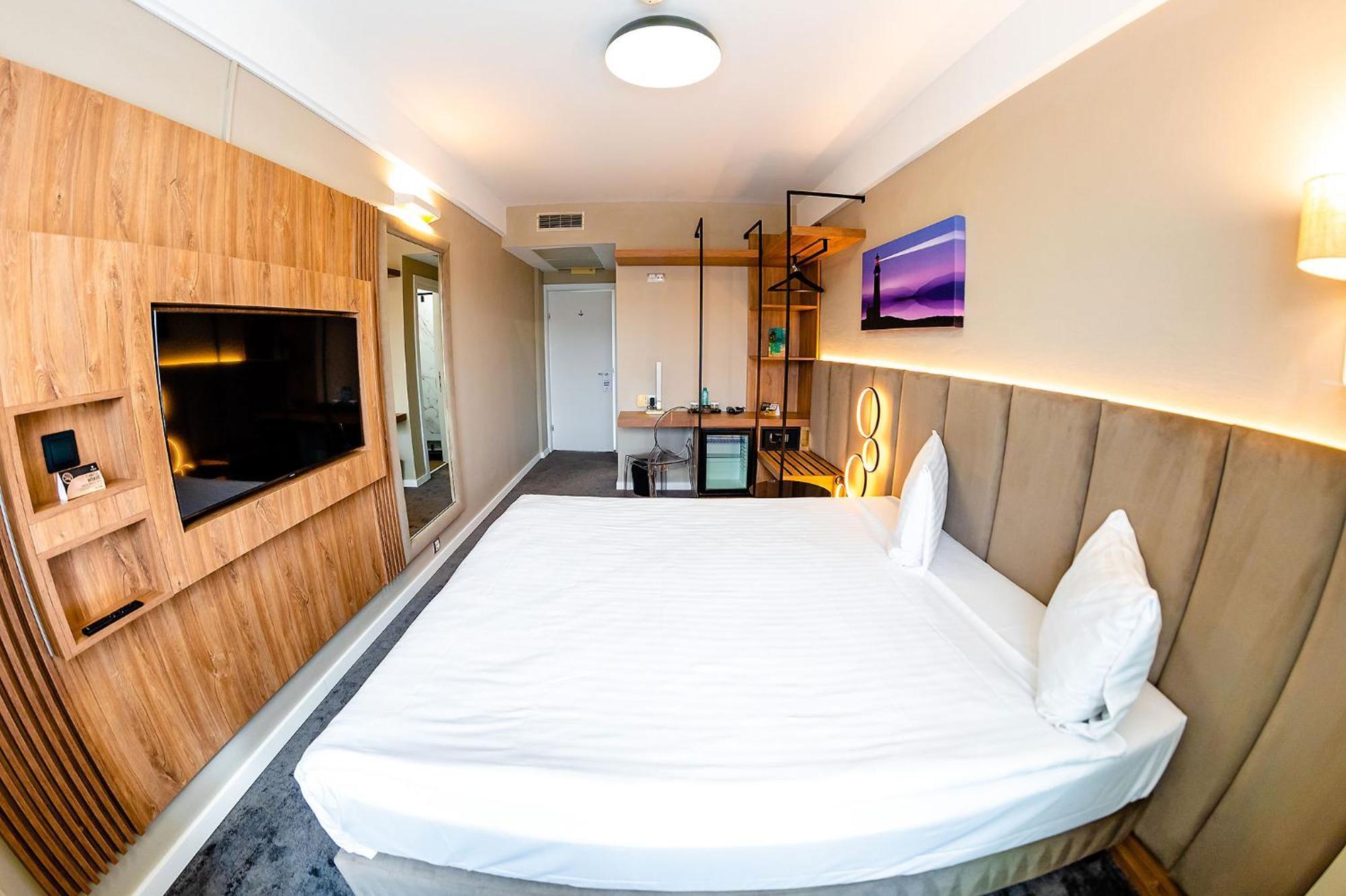 Business Hotel Conference Center & Spa Târgu-Mureş Zewnętrze zdjęcie