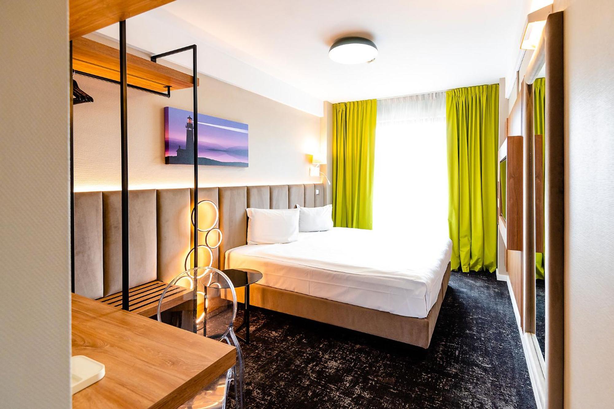 Business Hotel Conference Center & Spa Târgu-Mureş Zewnętrze zdjęcie