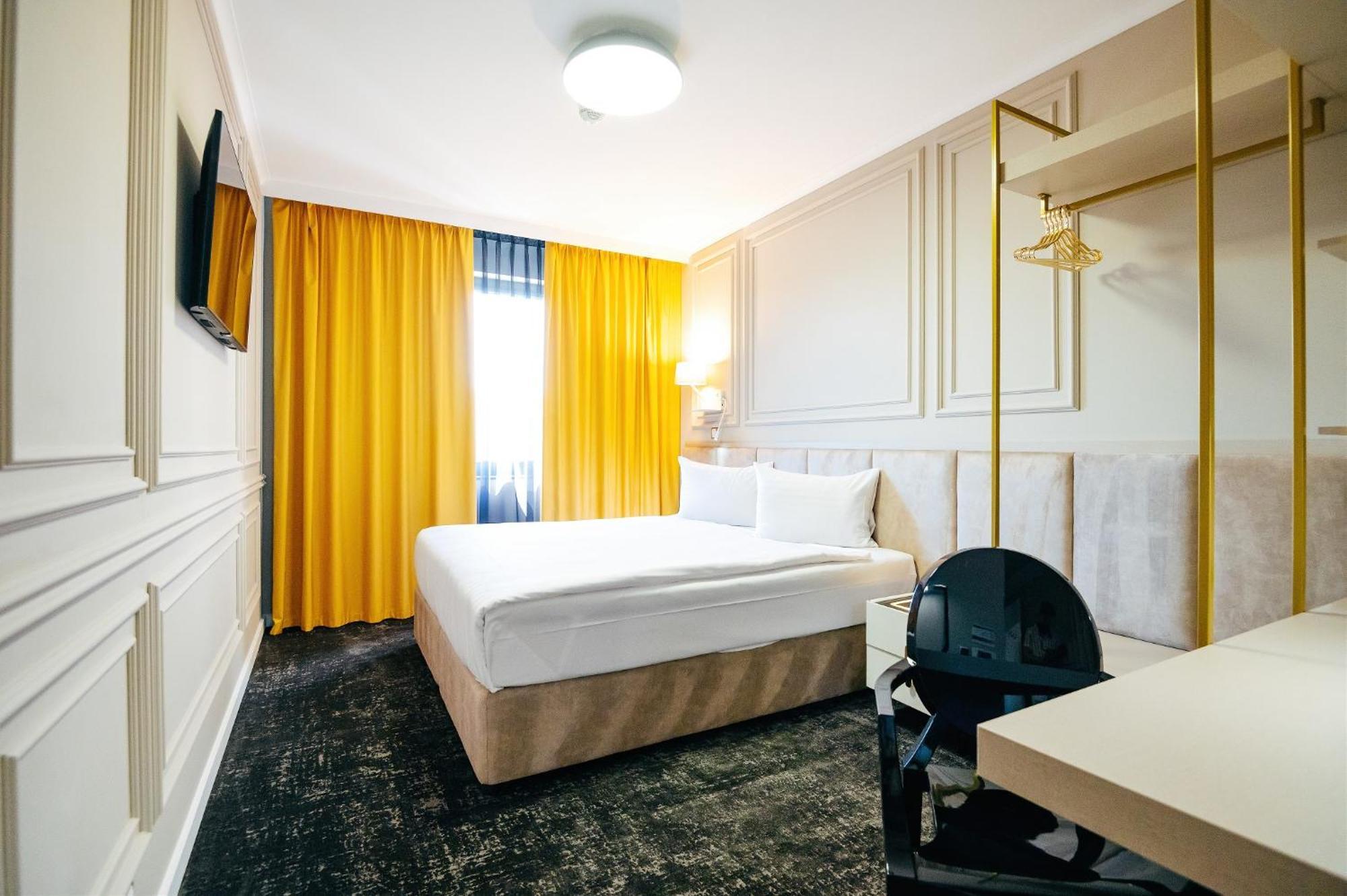 Business Hotel Conference Center & Spa Târgu-Mureş Zewnętrze zdjęcie