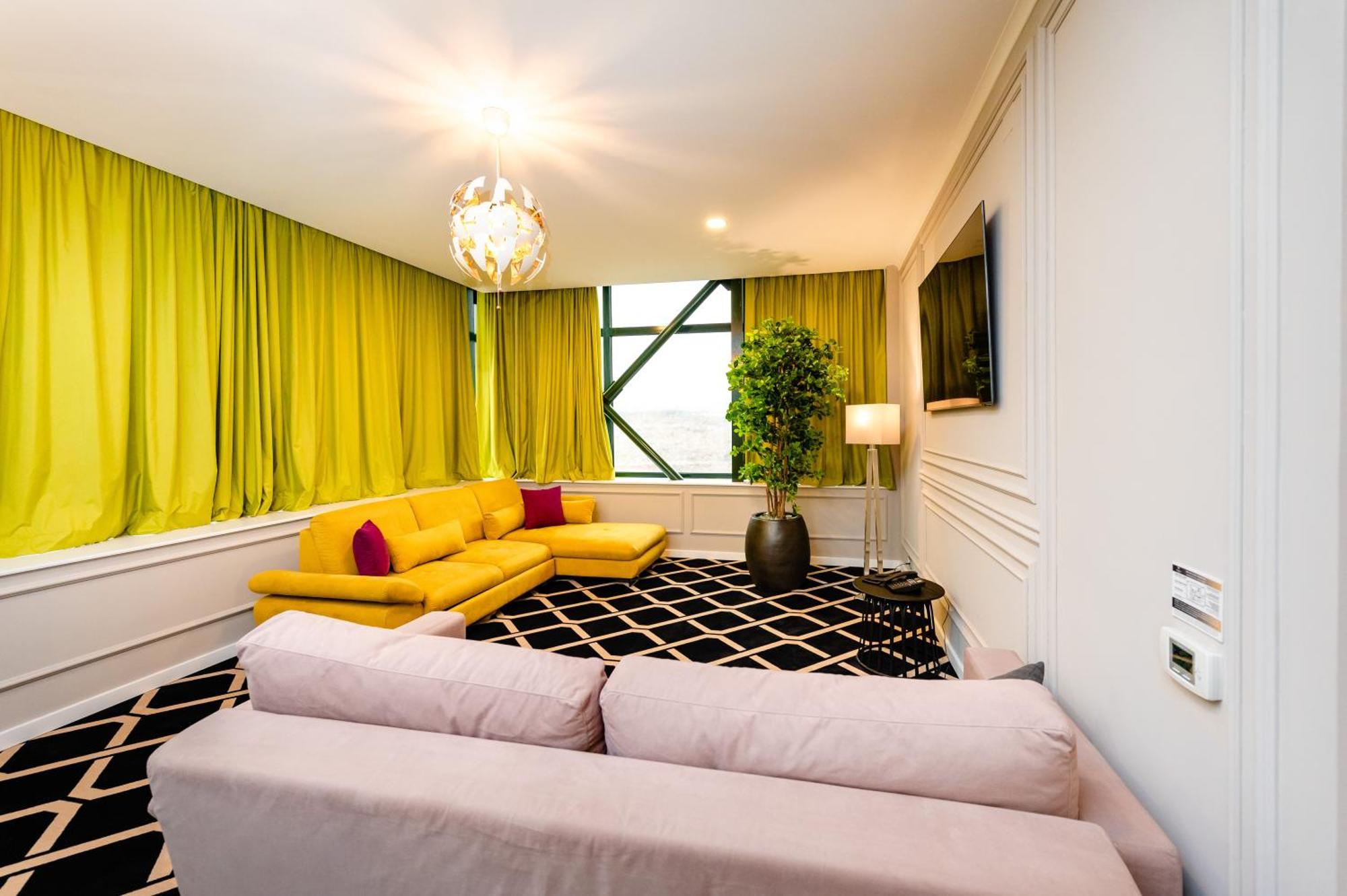 Business Hotel Conference Center & Spa Târgu-Mureş Zewnętrze zdjęcie
