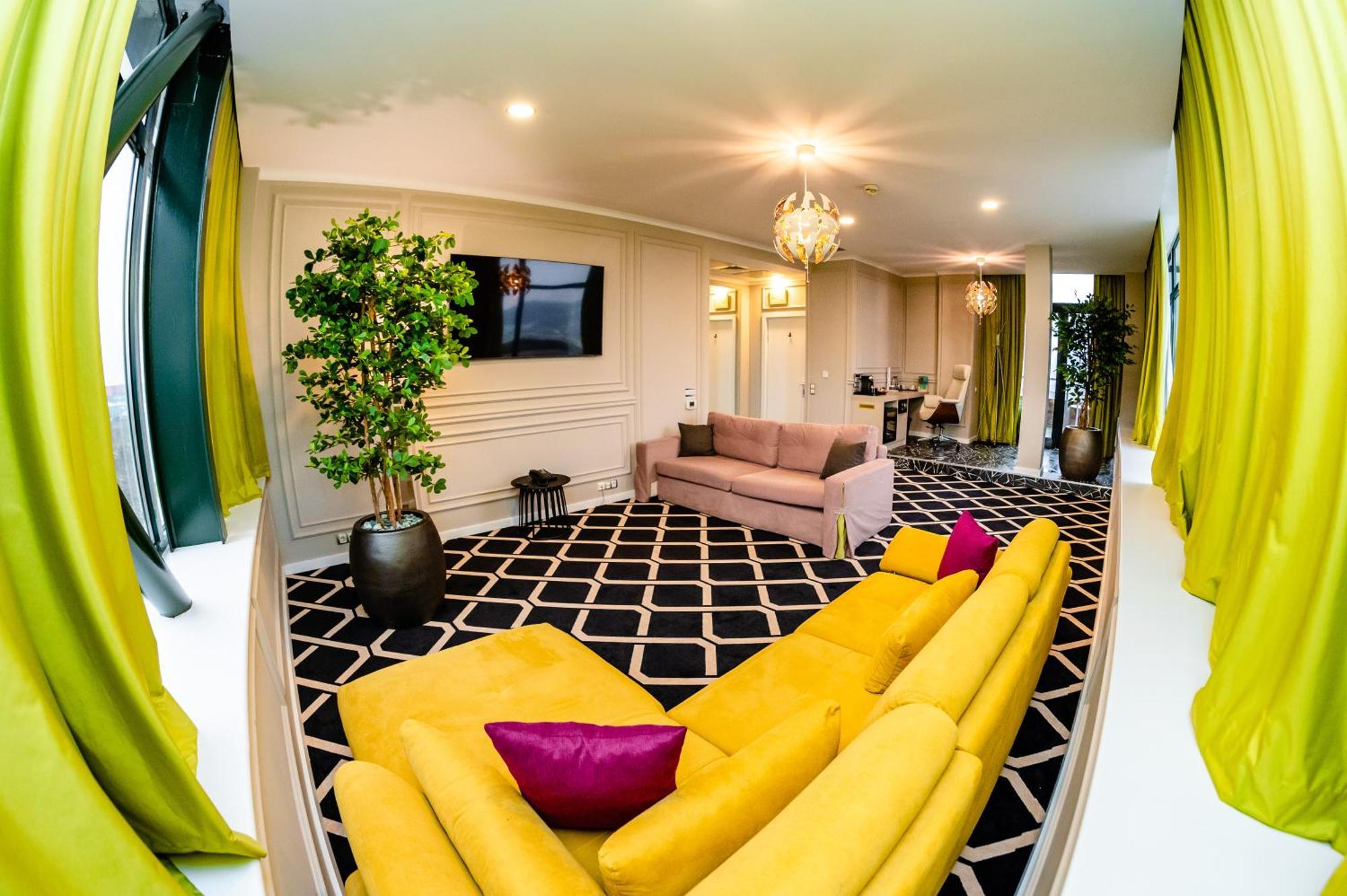 Business Hotel Conference Center & Spa Târgu-Mureş Zewnętrze zdjęcie