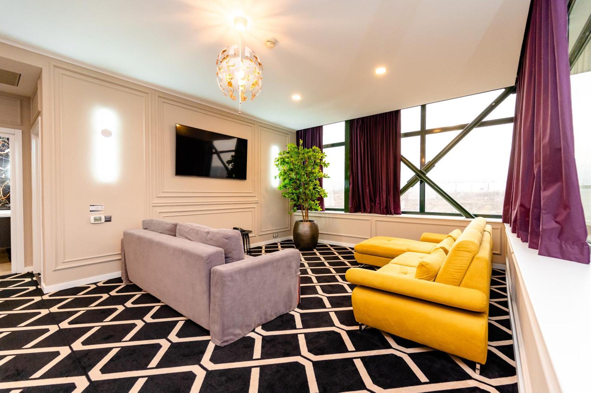 Business Hotel Conference Center & Spa Târgu-Mureş Zewnętrze zdjęcie