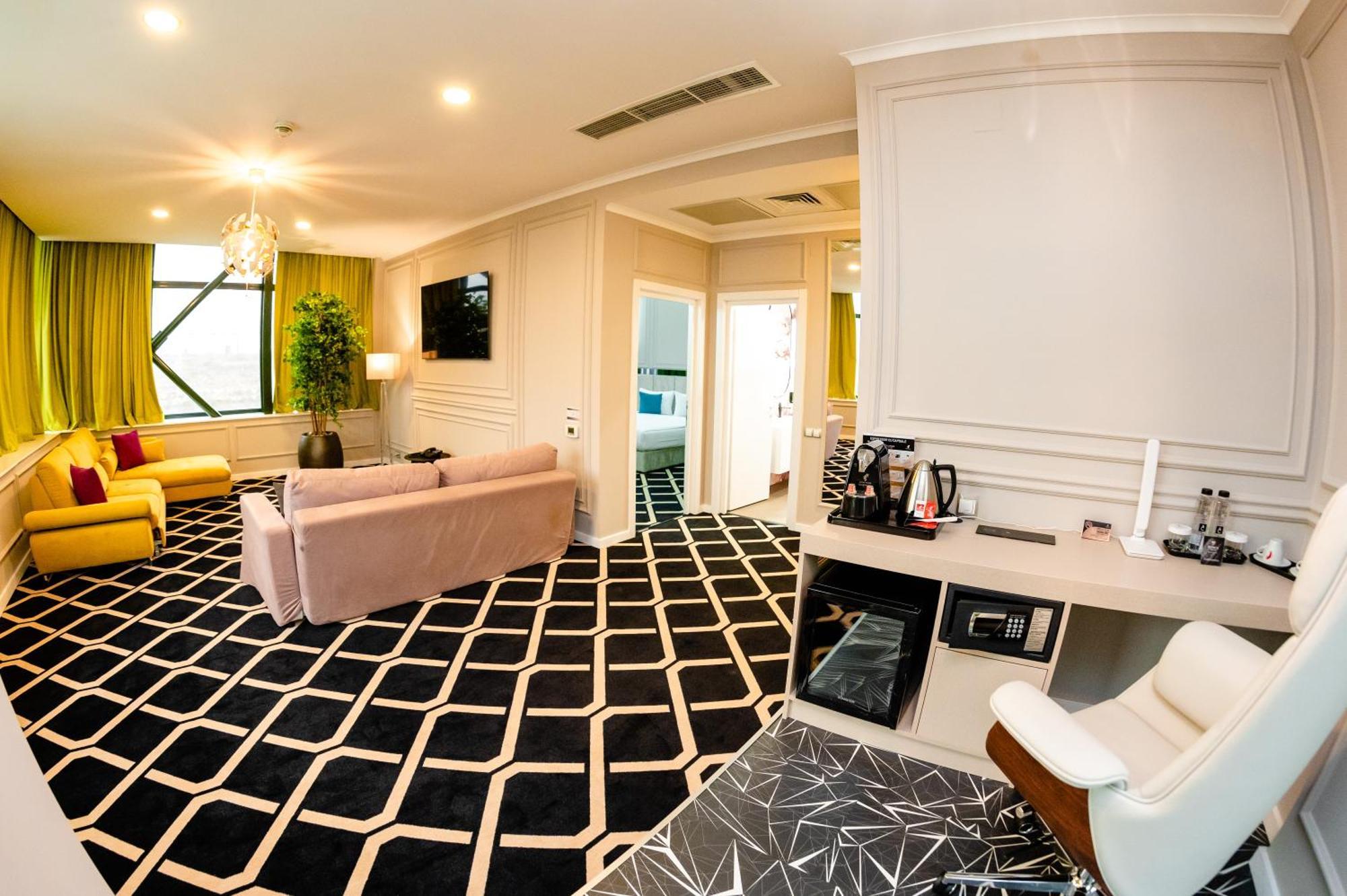 Business Hotel Conference Center & Spa Târgu-Mureş Zewnętrze zdjęcie