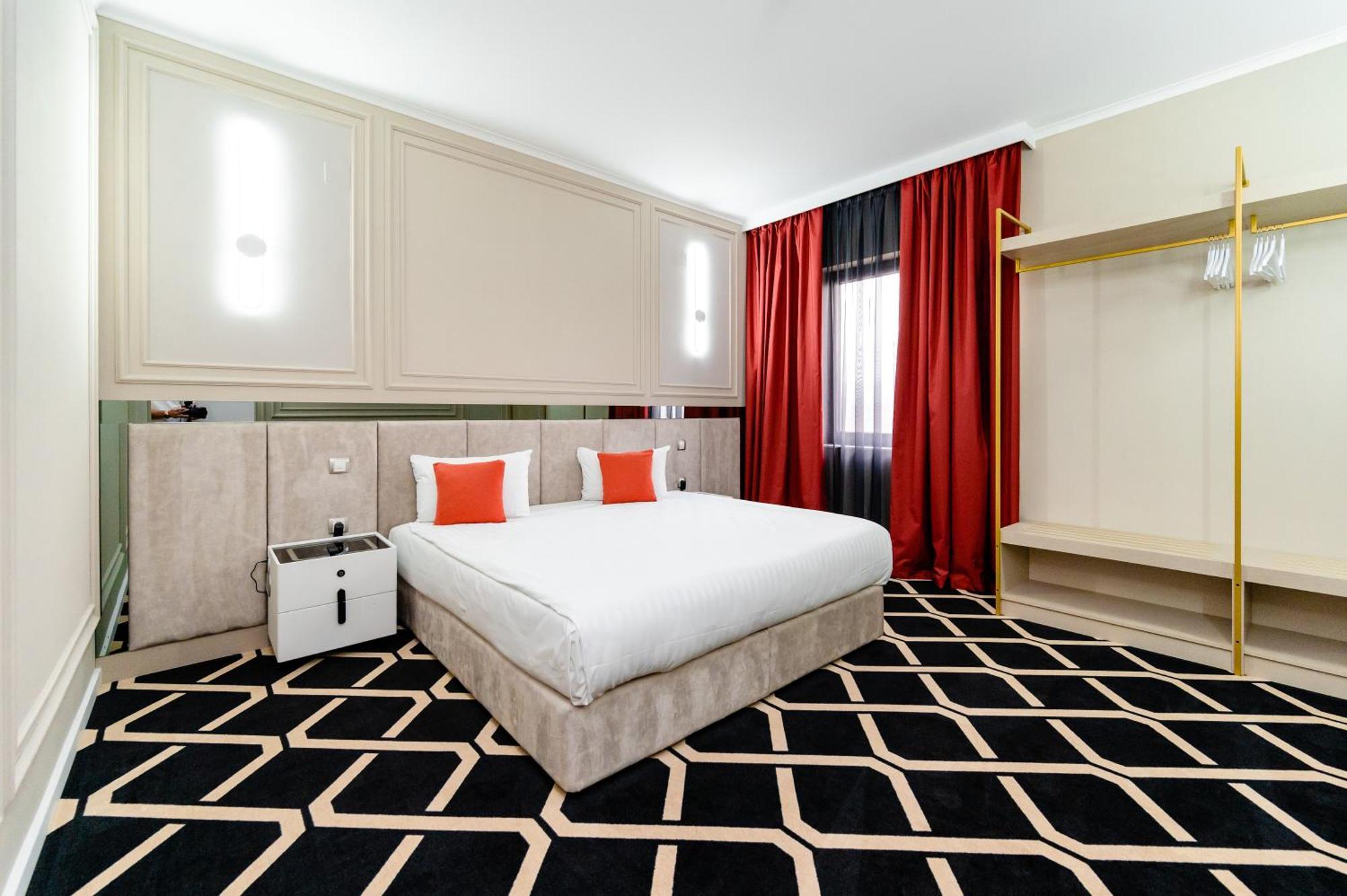 Business Hotel Conference Center & Spa Târgu-Mureş Zewnętrze zdjęcie
